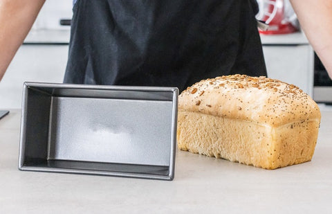 Heavy Base Box Sided Loaf Pan 21x11cm