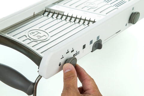 Professional "Cubing" Mandoline