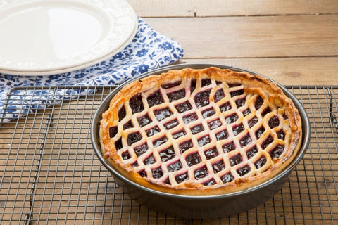 Heavy Base Round Deep Pie/CakePan 23cm